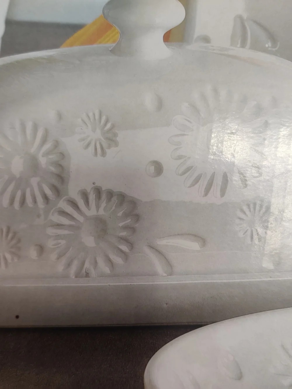 Source Unknown White Floral Embossed Ceramic Dining Serveware Set